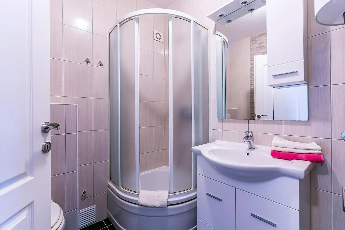 Andrea 2Kat Apartment Medulin 0*,  Croatia